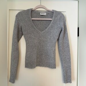 Size 6 Princess Polly Grey V Neck Sweater